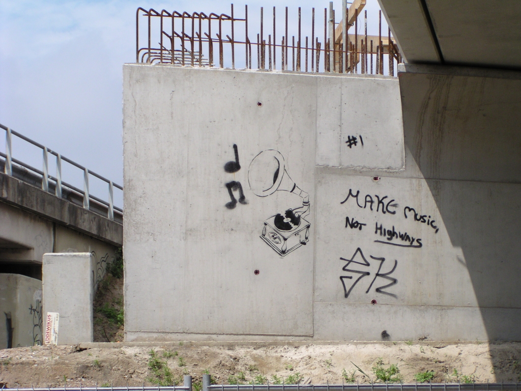 p5250015.jpg - KW 15, onderdoorgang Cranendonck.