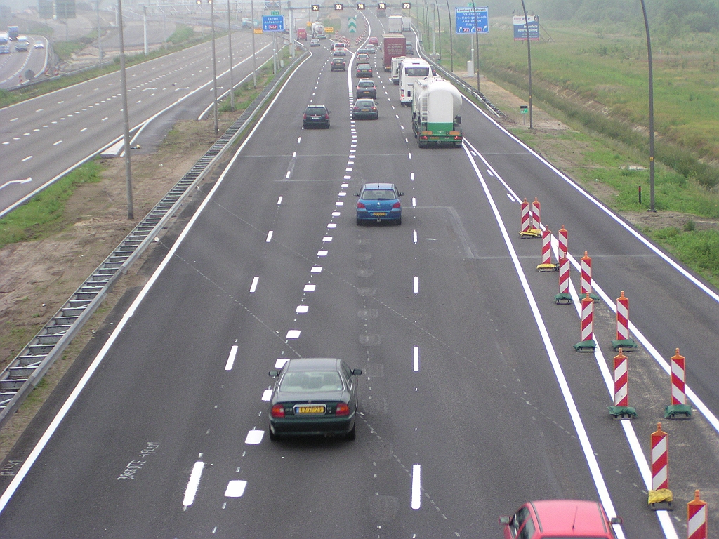 p6050031.jpg - Ook een lange doorlopende streep voor het puntstuk over de blokmarkering heengetrokken.  week 200821 