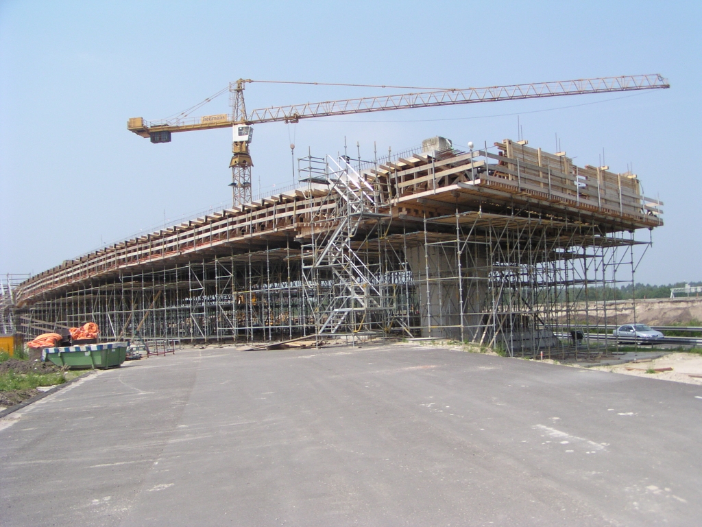 p6080026.jpg - Full frontal KW 4A - nog even en nudity komt daar bij.  week 200813 