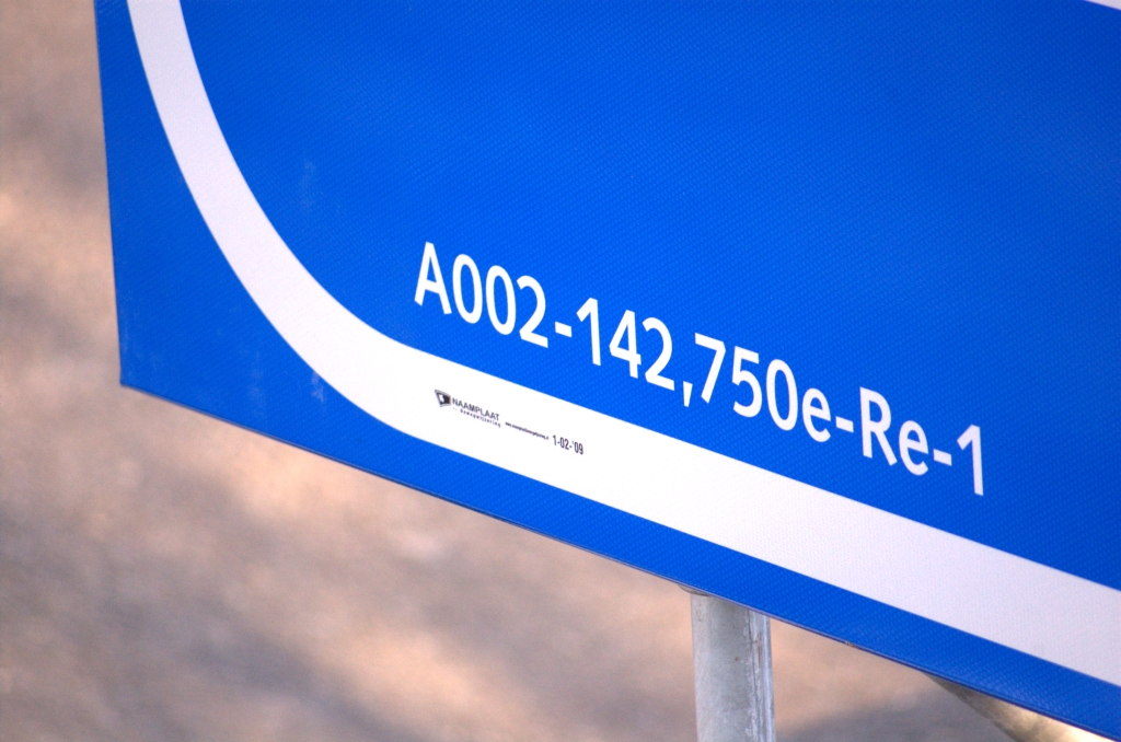 20090321-164302.jpg - Kilometerwaarde is in overeenstemming met naburig hectometerbordje.