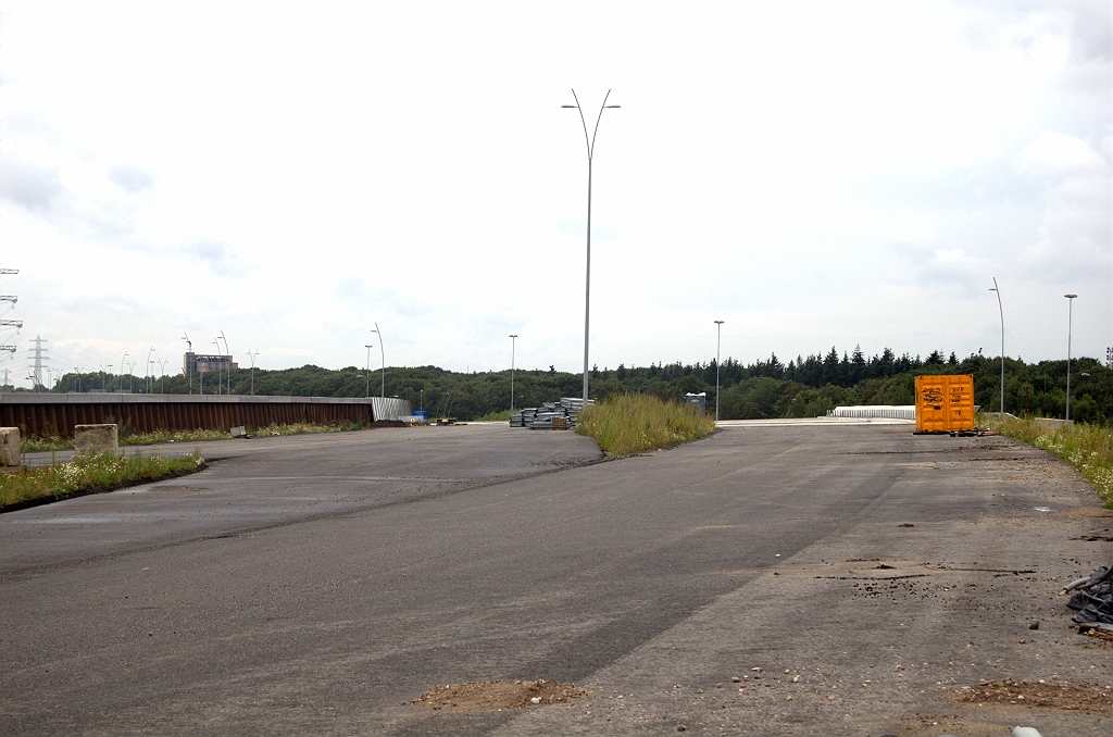 20090802-163614.bmp - Meer oversteekasfalt, nu in de A2 vlak ten zuiden van KW 33 in kp. Leenderheide. Het nut daarvan hebben we echter nog niet door.