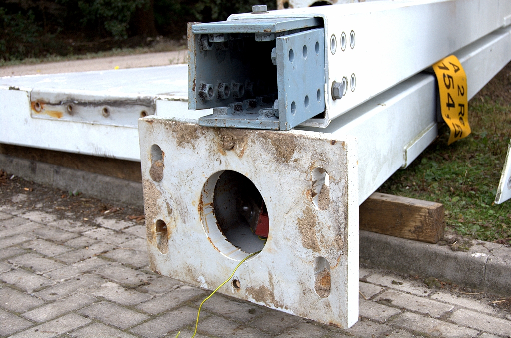 20091003-161621.bmp - ...maar van de  payload , de oude aangelichte portaalborden, is geen spoor te bekennen.